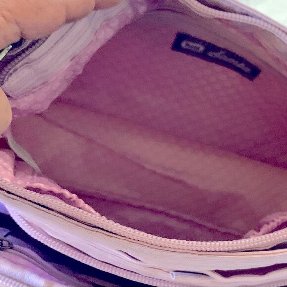 NWT Lug Crossbody Handbag Samba Lilac Quilted 2 Straps Many Compartments - Picture 16 of 16